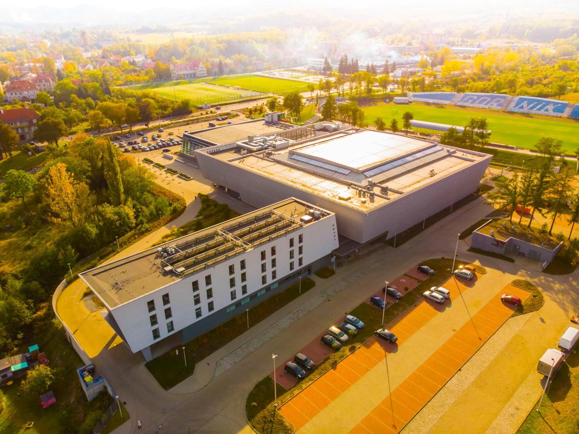 Aqua-Zdroj Hotel Walbrzych Exterior photo