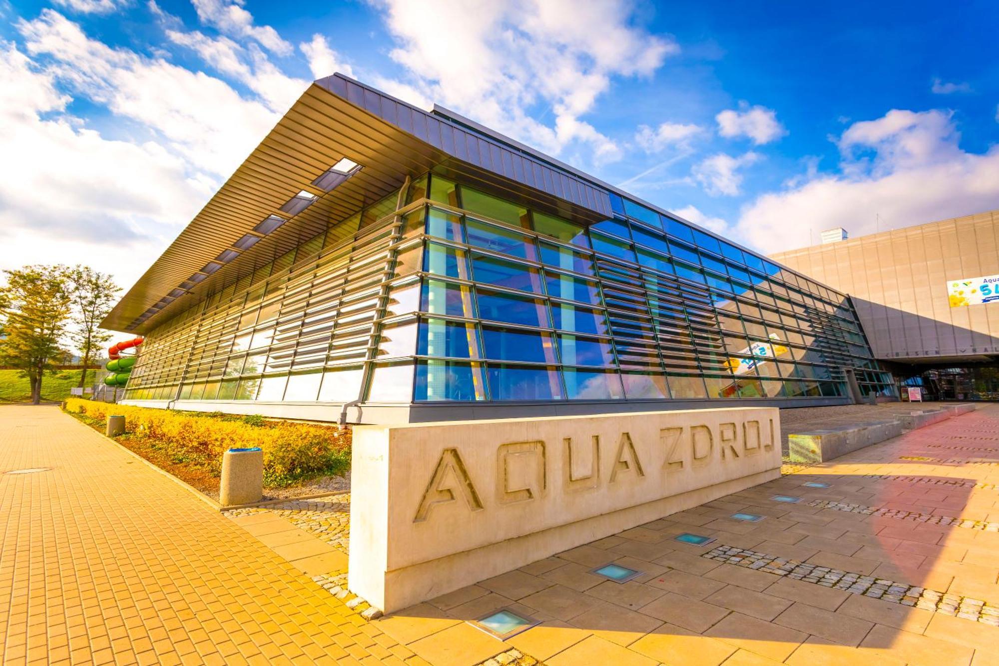 Aqua-Zdroj Hotel Walbrzych Exterior photo